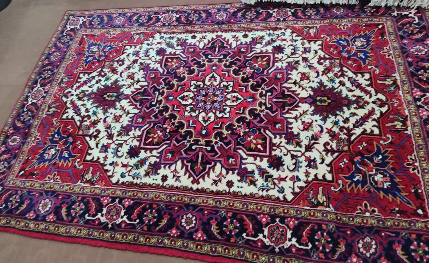 فرش هریس|فرش|میانه, |دیوار