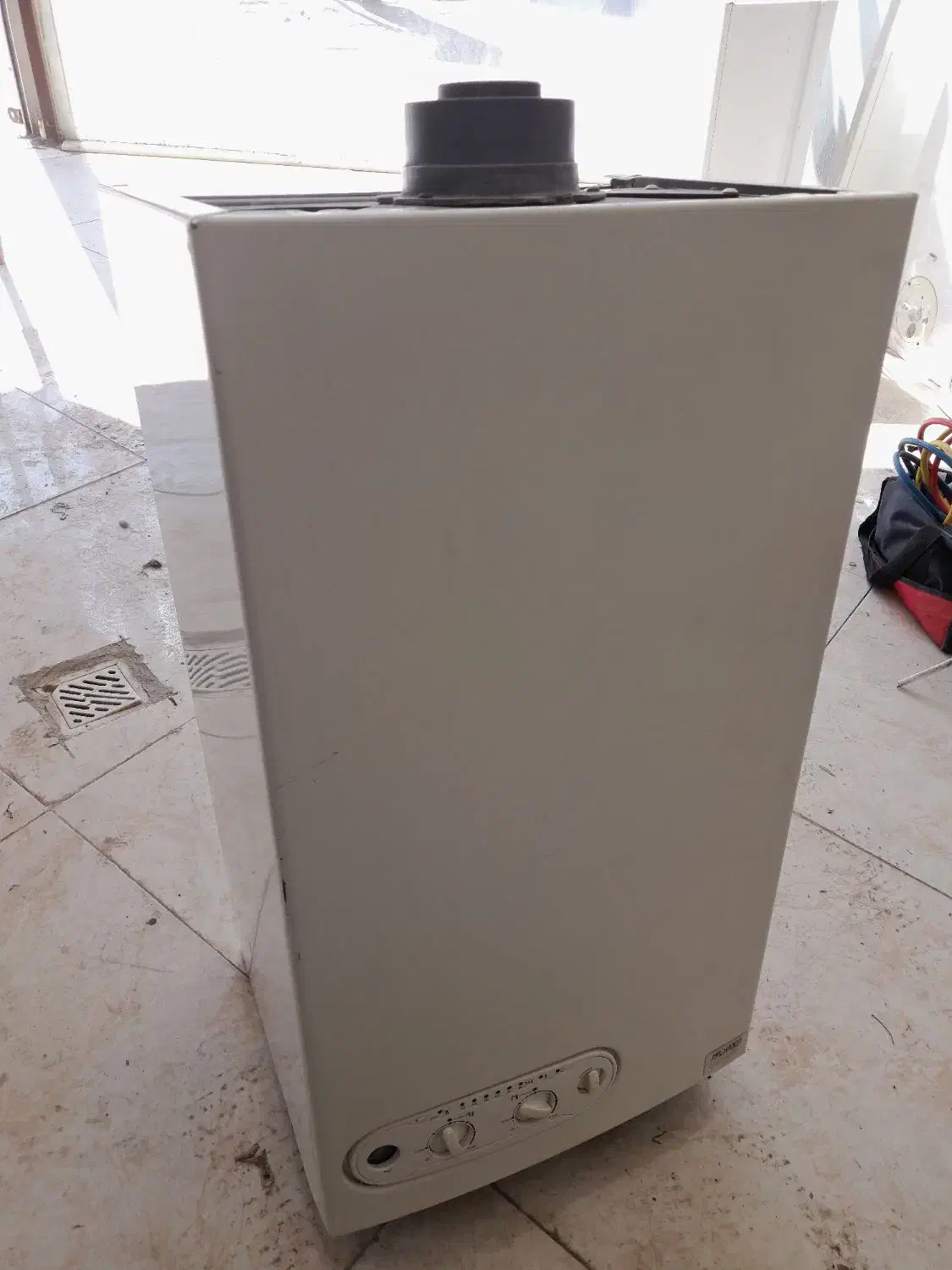 پکیچ ایران رادیاتور دو مبدل ۲۴ فن دار(طرح تعویض)|آبگرمکن، پکیج، شوفاژ|اصفهان, باتون|دیوار