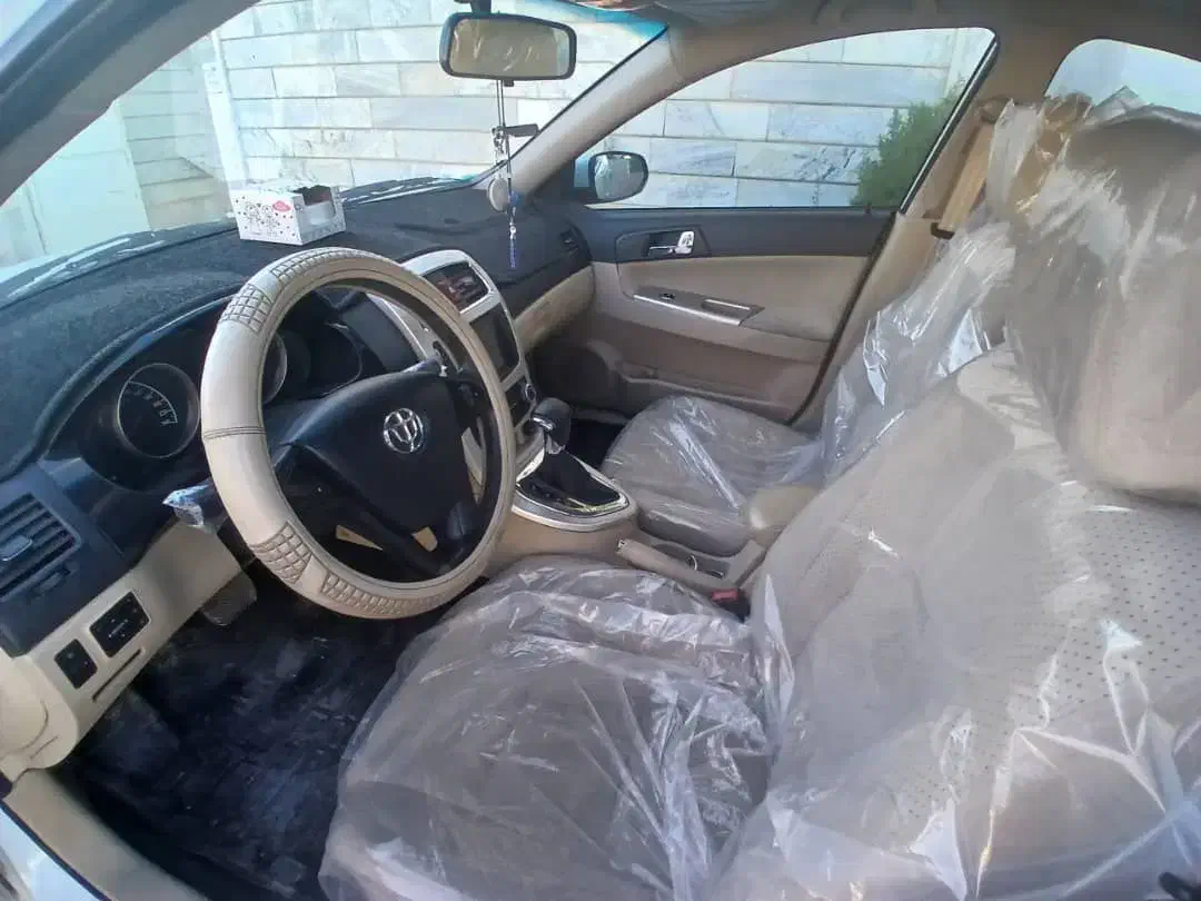 خودرو ۱۳۹۵ اتومات در حد.|خودرو سواری و وانت|تیران, |دیوار