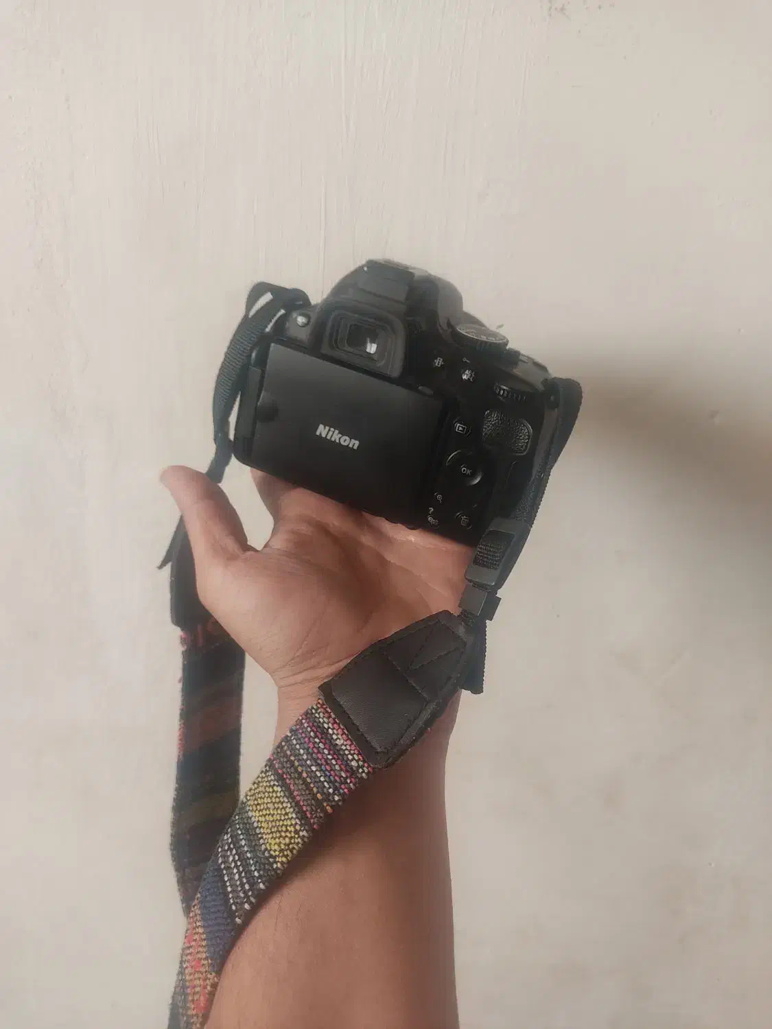 دوربین عکاسی و فیلم برداری نیکون با لنز ۵۵.۸۰|دوربین عکاسی و فیلم‌برداری|اهواز, فاز ۱ پادادشهر|دیوار