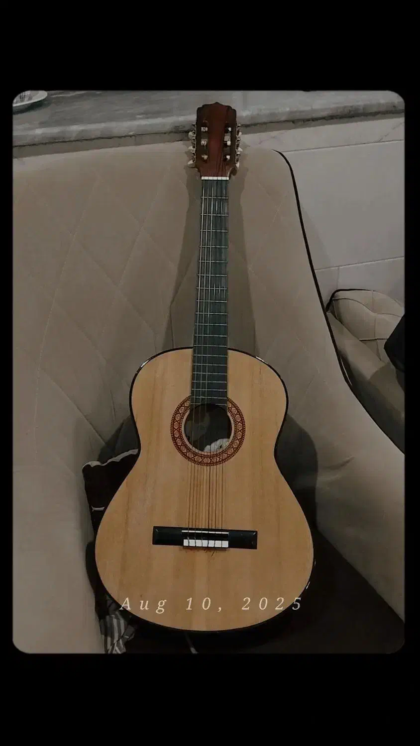 گیتار خوش صدا|گیتار، بیس، امپلیفایر|درگهان, |دیوار