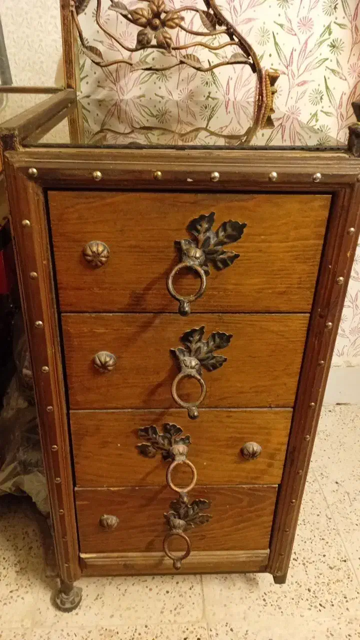 دراور فرفورژه|جاکفشی، کمد، دراور|چناران, |دیوار