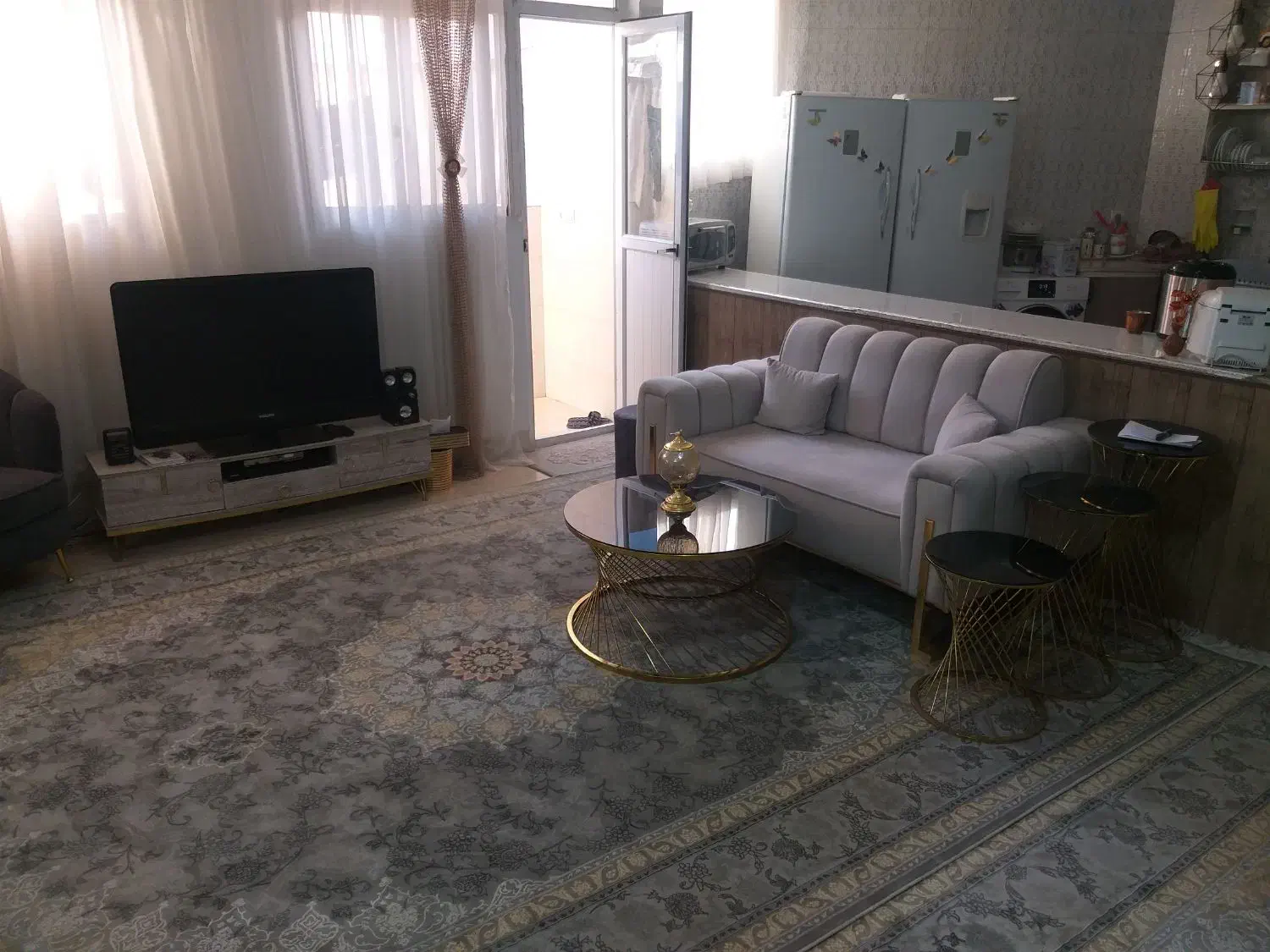 مبلمان|مبلمان خانگی و میز عسلی|اصفهان, برازنده|دیوار