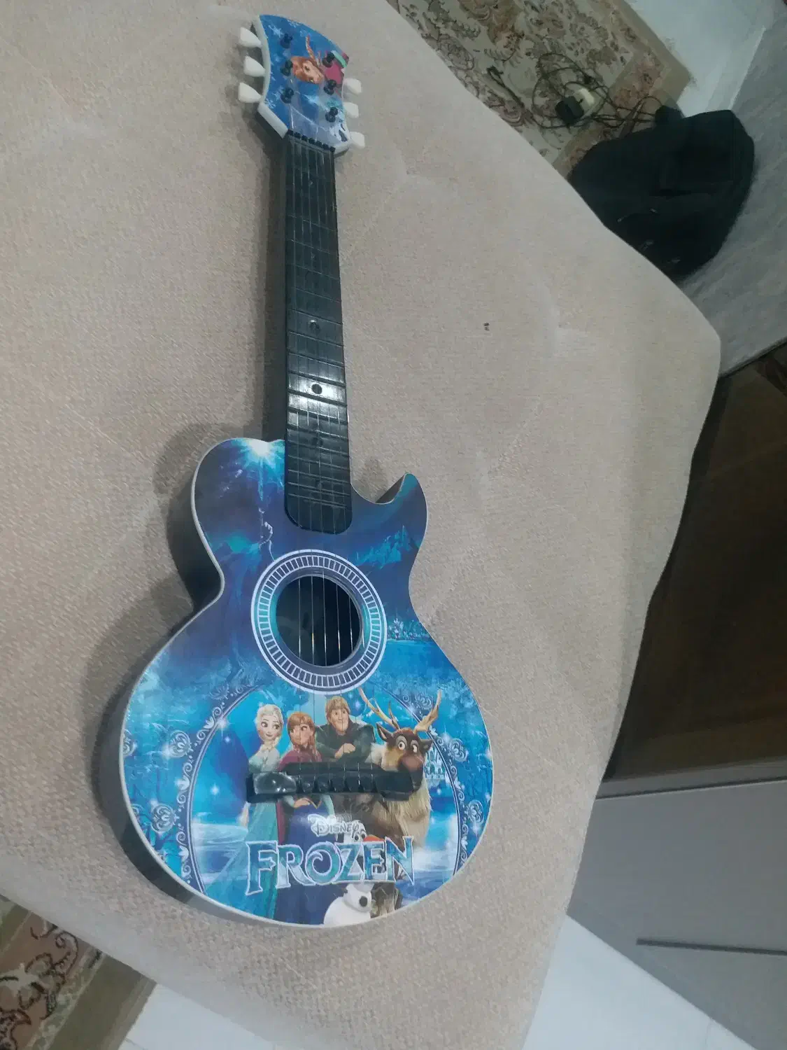 گیتار|گیتار، بیس، امپلیفایر|مهاباد (آذربایجان غربی), |دیوار