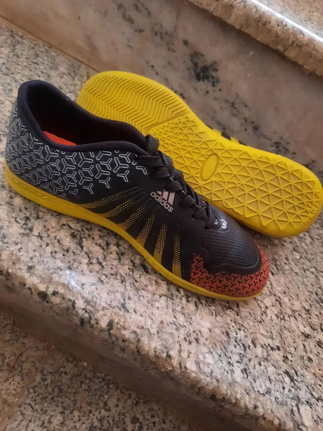 کفش سالنی اصل|کیف، کفش، کمربند|زاهدان, |دیوار