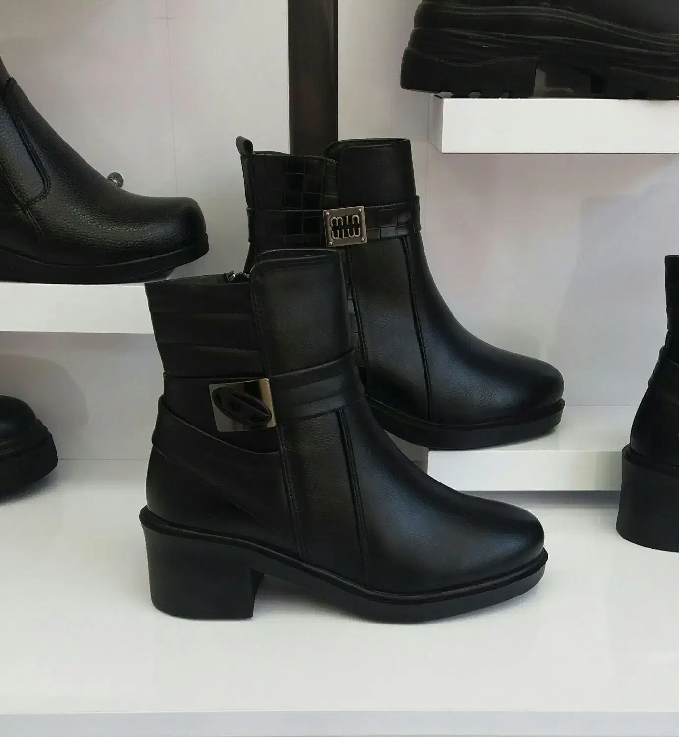 کفش تبریز مخصوص بانوان بزرگپا|کیف، کفش، کمربند|اردبیل, |دیوار