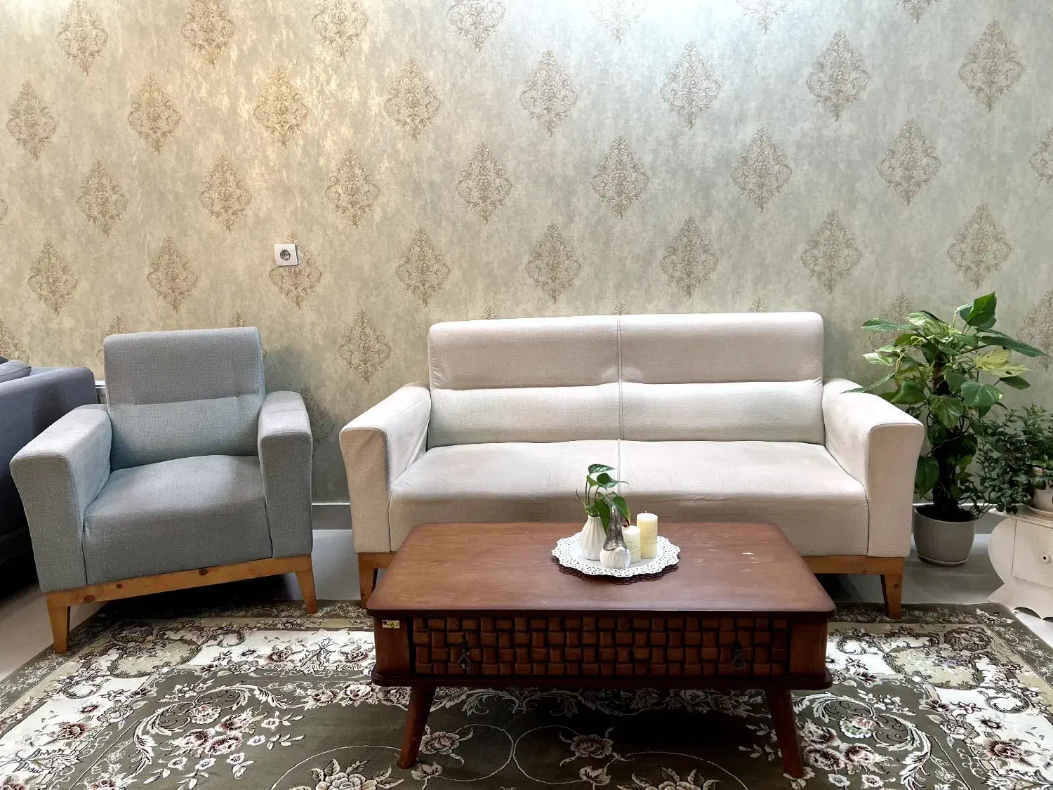 مبلمان راحتی|مبلمان خانگی و میز عسلی|بیرجند, |دیوار