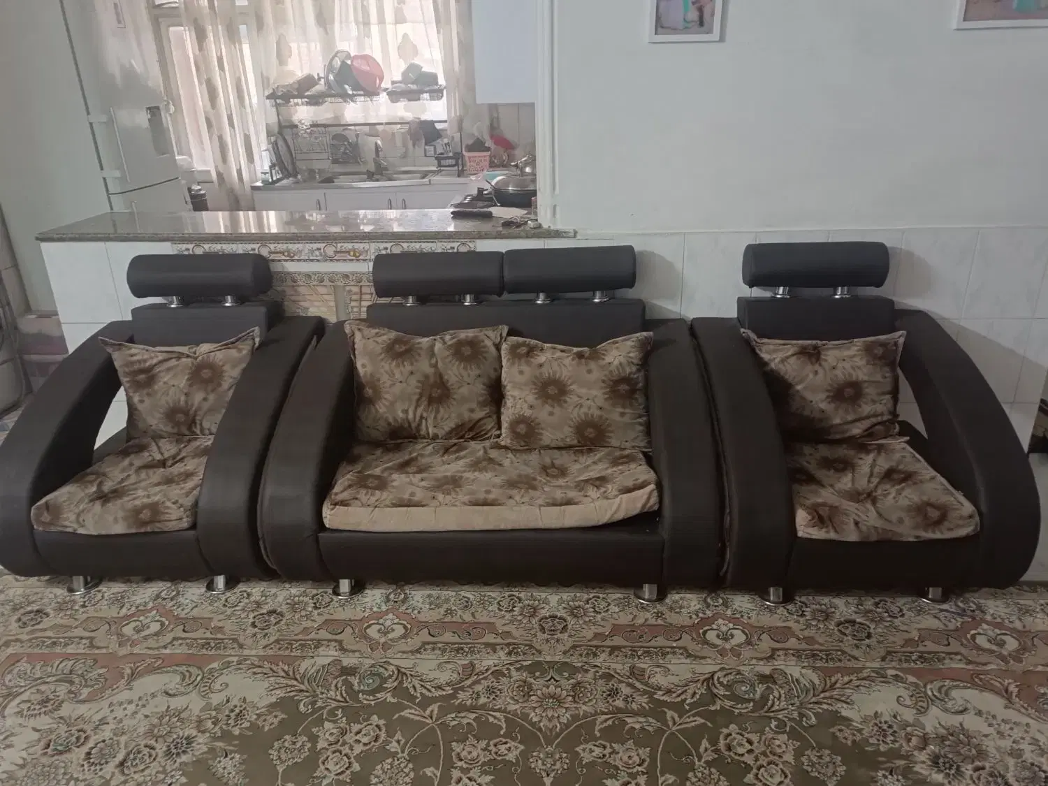 مبل 7نفره|مبلمان خانگی و میز عسلی|مشهد, حضرت حجت|دیوار