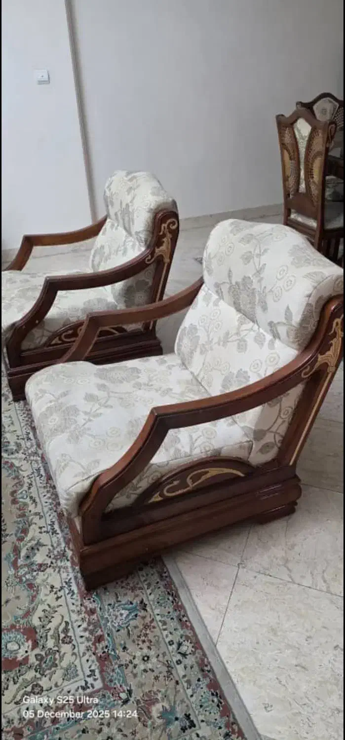 مبل تمام چوب|مبلمان خانگی و میز عسلی|تهران, زرکش|دیوار