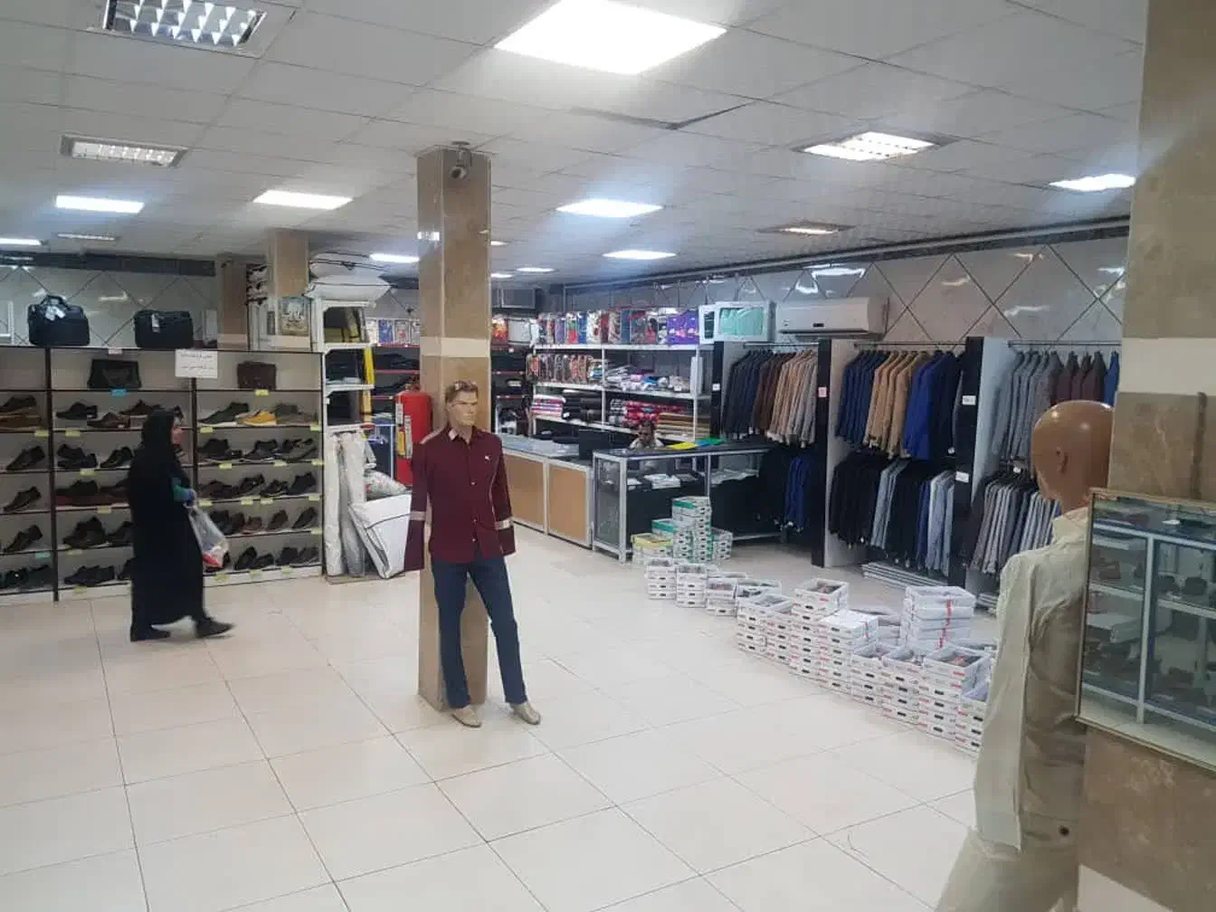 ۷۶۹ مربع تجاری . اداری . مسکونی . بر اصلی|فروش دفتر کار، اتاق اداری، مطب|قم, سیدان|دیوار