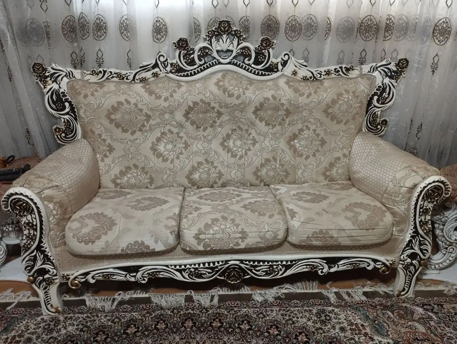 مبل سلطنتی|مبلمان خانگی و میز عسلی|شاهینشهر, عطار|دیوار