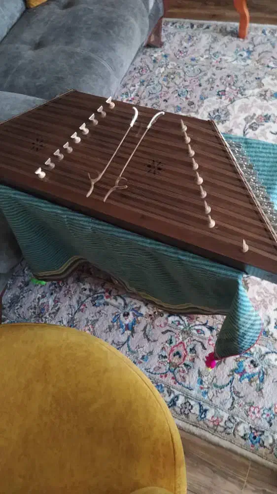 سنتور چوب گردو نوی نو 4مهر با جعبه حرفه ای|سازهای سنتی|اصفهان, احمدآباد|دیوار