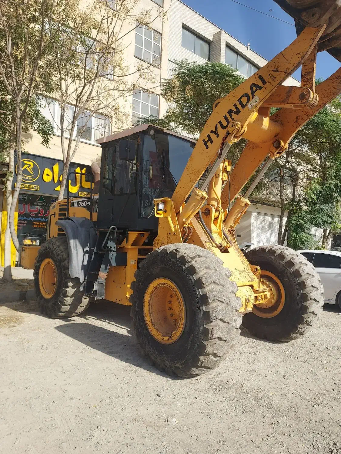 لودر هیوندا ۷۶۰ خط۹موتور ردیفی|خودرو سنگین|تهران, امیریه|دیوار