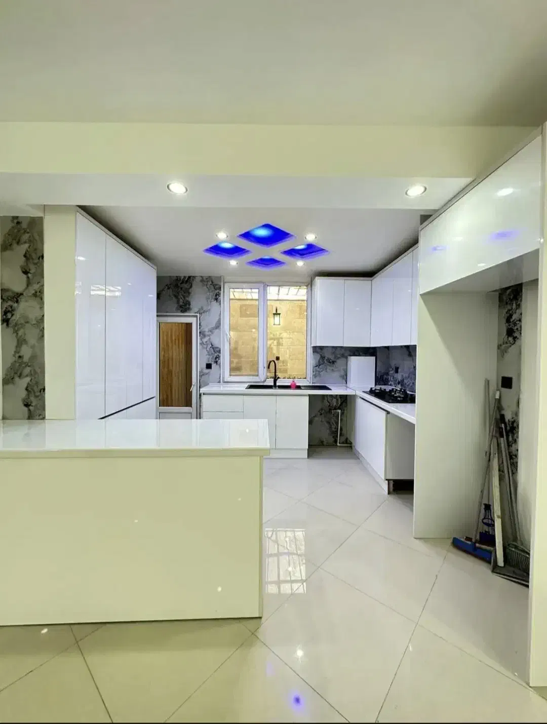 ۸۴ متر/فول دیزاین/سالن پرده خور/سازمان شمال|فروش آپارتمان|تهران, سازمان برنامه شمالی|دیوار