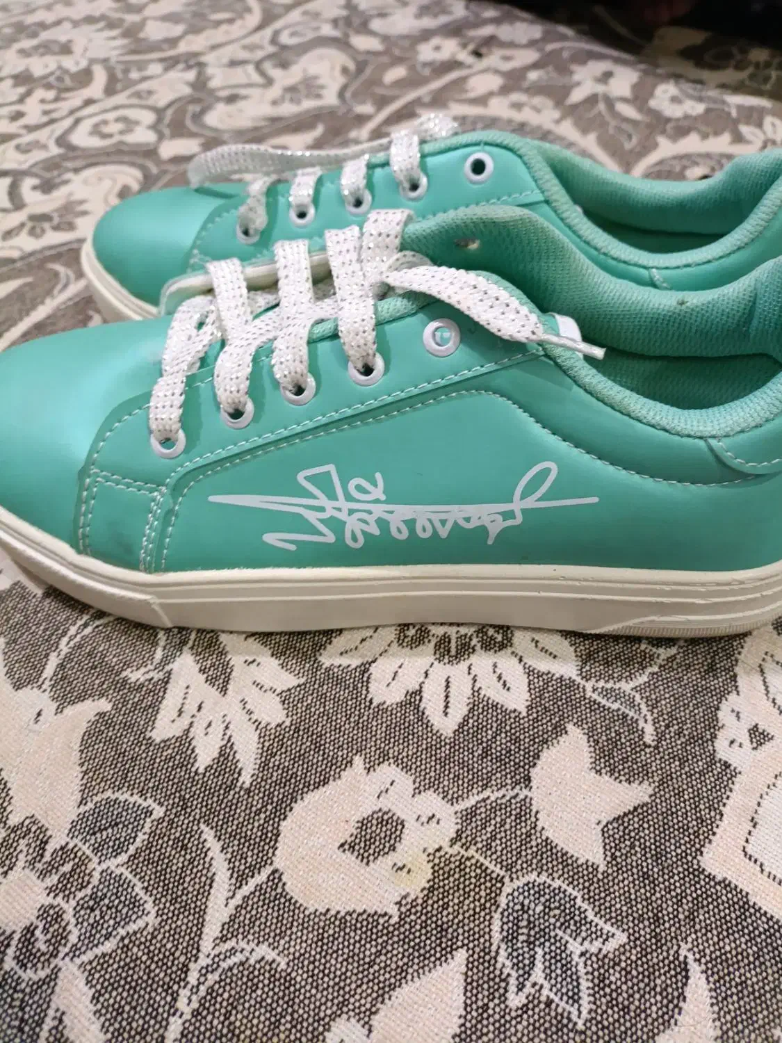 کفش نو|کیف، کفش، کمربند|مشهد, نوده|دیوار