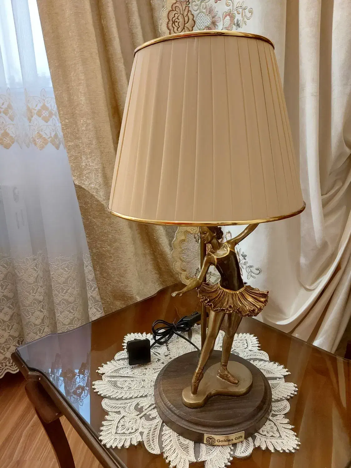 آباژور دختر رقصنده ( بالرین)|چراغ خواب و آباژور|کرج, کیانمهر|دیوار