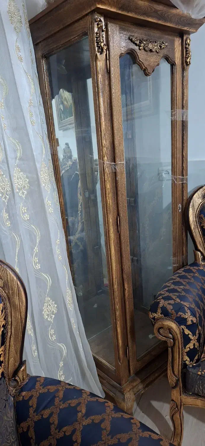 ویترین و آینه وشمعدان|بوفه، ویترین، کنسول|اصفهان, ارغوانیه|دیوار