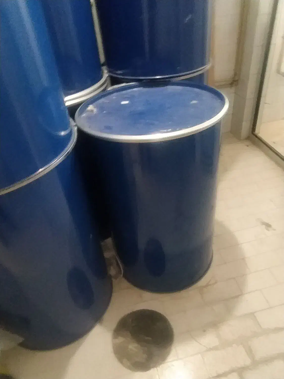 سطل وبشکه|ظروف نگهدارنده، پلاستیکی، یک‌بارمصرف|بروجرد, |دیوار