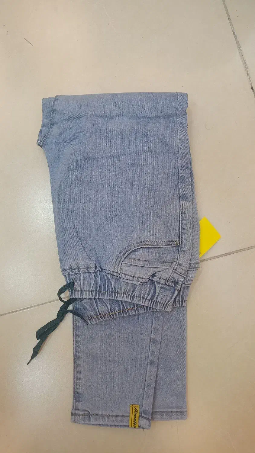 شلوار جین|لباس|قشم, |دیوار