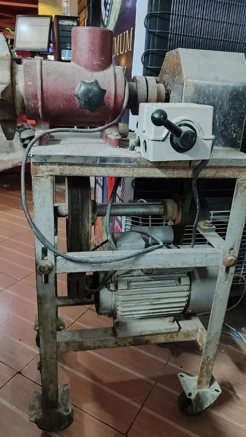 چرخ گوشت صنعتی|ماشین‌آلات صنعتی|بهبهان, |دیوار