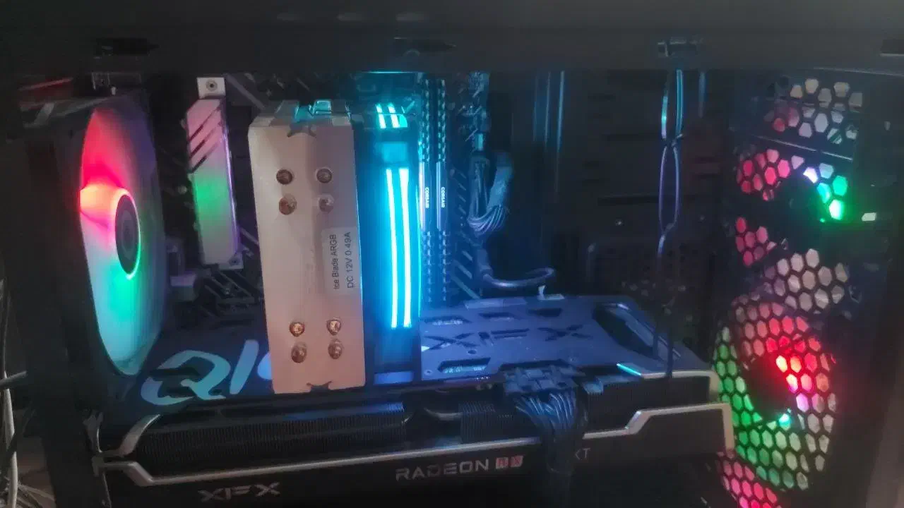 Graphic Rx 6700XT 12GB گرافیک|قطعات و لوازم جانبی رایانه|مشهد, الهیه|دیوار