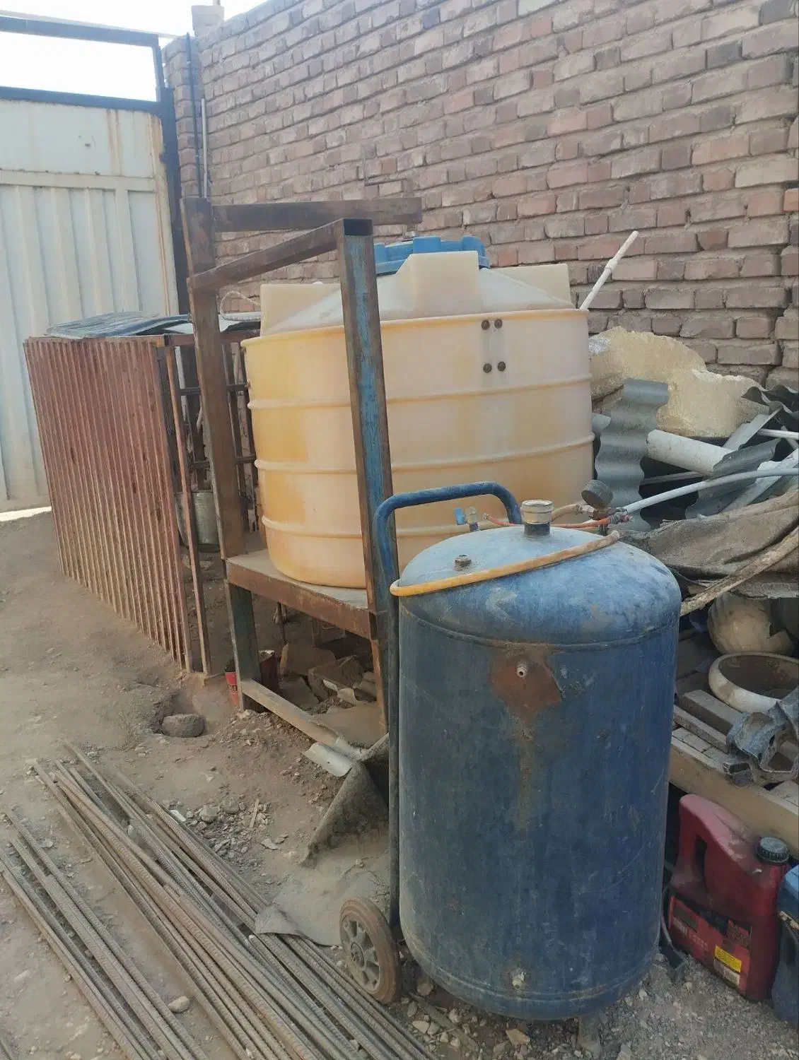 اسید شوی برای کارواش|ماشین‌آلات صنعتی|کرمان, |دیوار