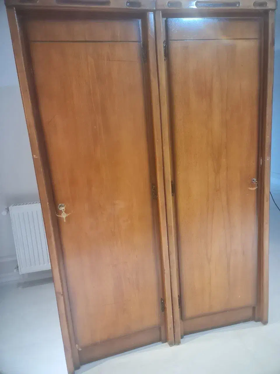 کمد|جاکفشی، کمد، دراور|کرمانشاه, |دیوار