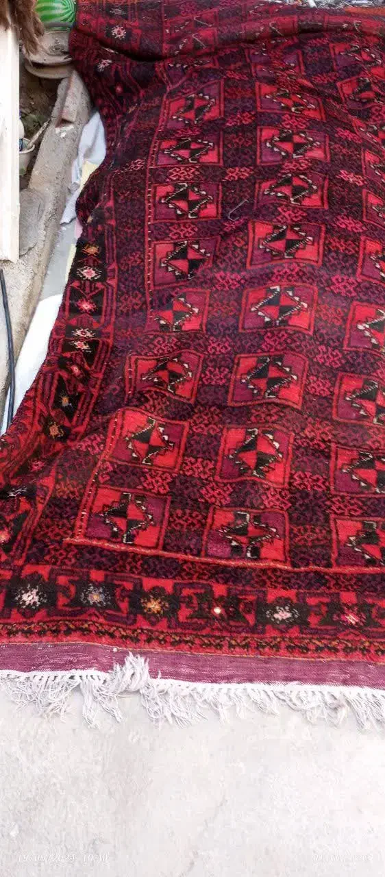 بخاری فرش پشتی سماور پیراهن فروشی|لباس|چناران, |دیوار