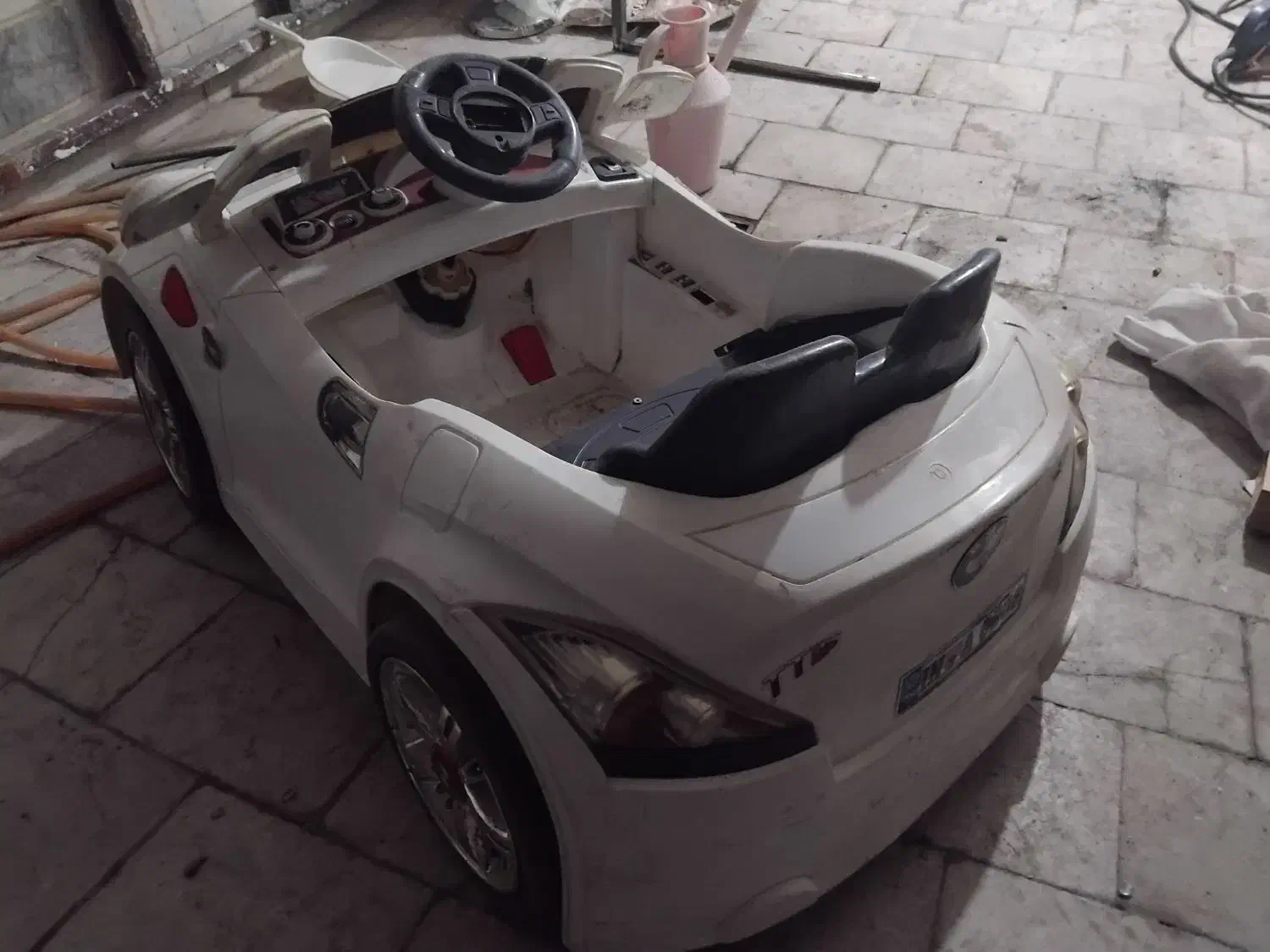 ماشین شارژی ۲موتوره|اسباببازی بچه|مراغه, |دیوار