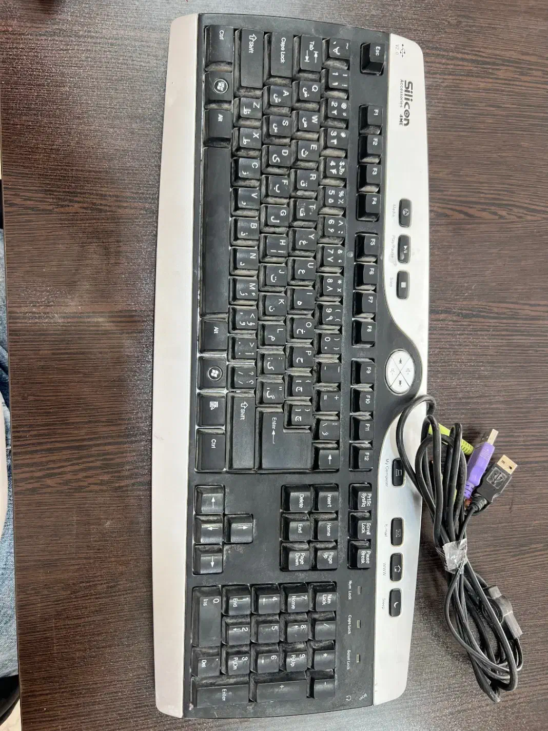 کیبورد دست دوم|قطعات و لوازم جانبی رایانه|نجفآباد, شهرک صنعتی نجف آباد|دیوار