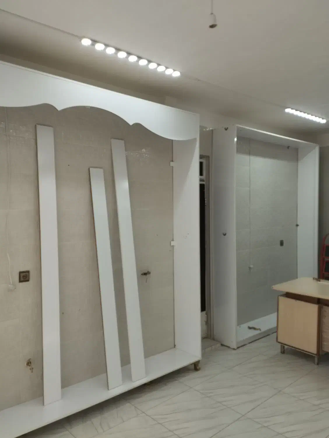 کابینت دکور|مصالح و تجهیزات ساختمان|سلماس, |دیوار