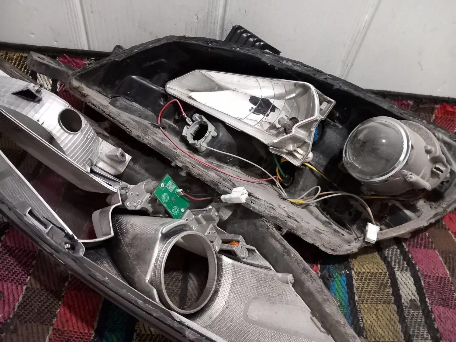 خدمات چراغ خودرو تعمیر و فروش...|قطعات یدکی و لوازم جانبی|رشت, حومه رشت|دیوار