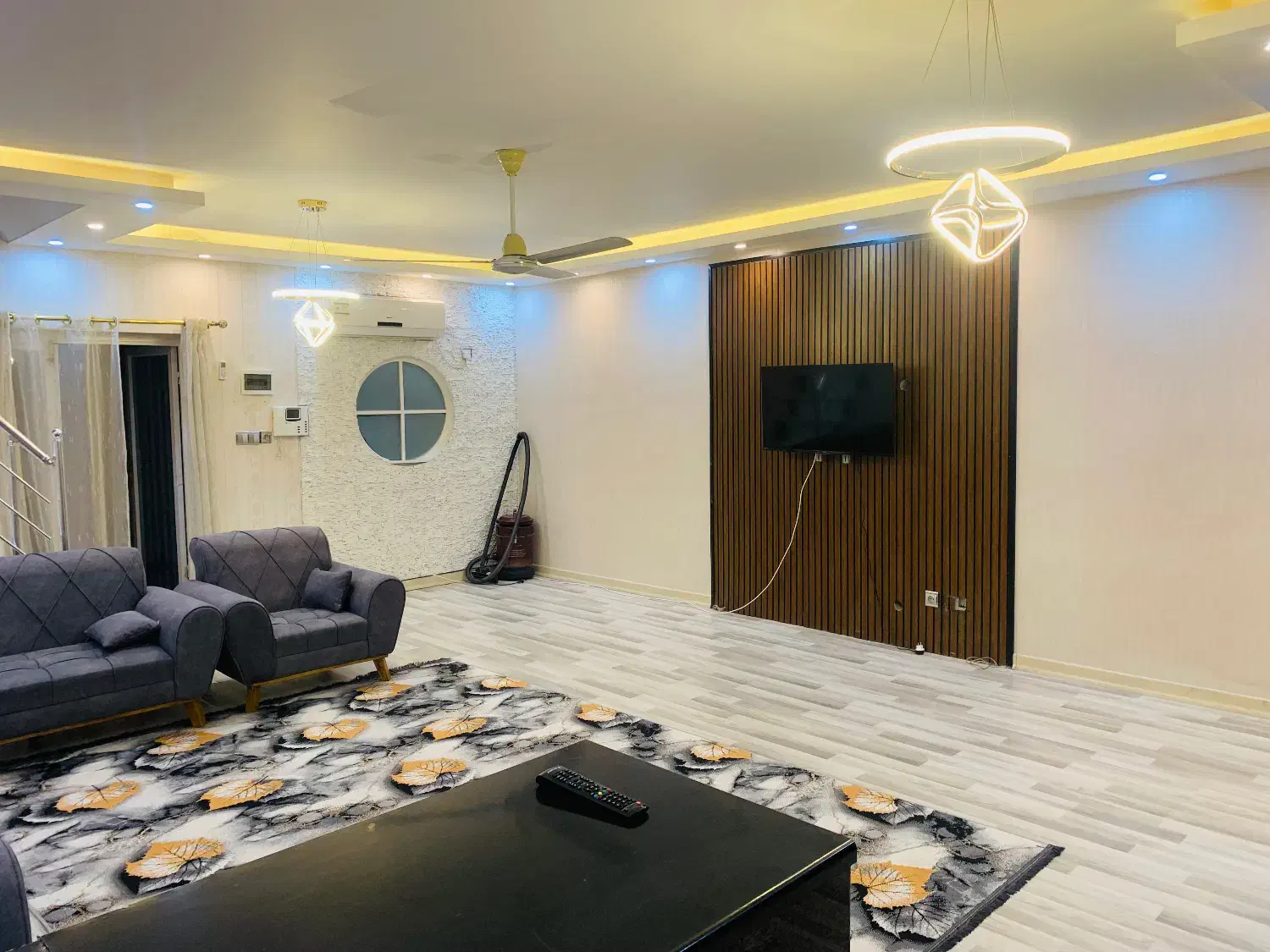 دوبلکس دو خواب vip|اجارهٔ کوتاه‌مدت آپارتمان و سوئیت|قشم, |دیوار