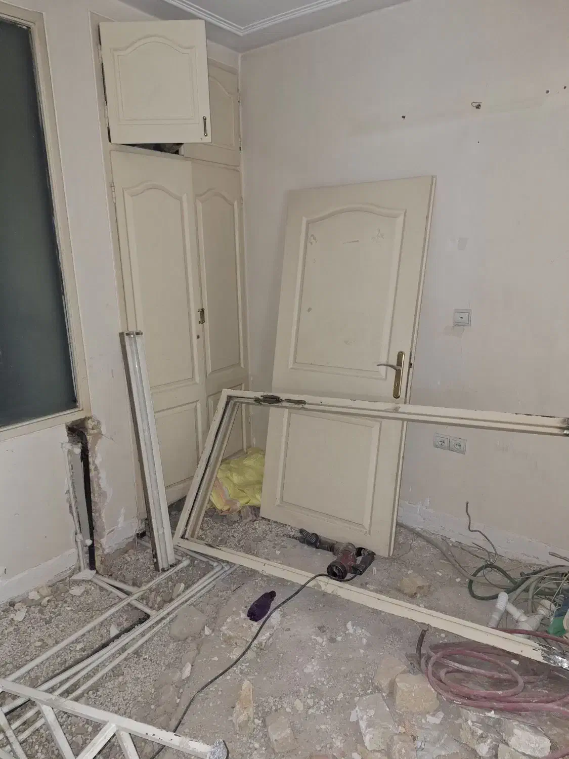 درب کمدی وخواب|جاکفشی، کمد، دراور|تهران, پرستار|دیوار