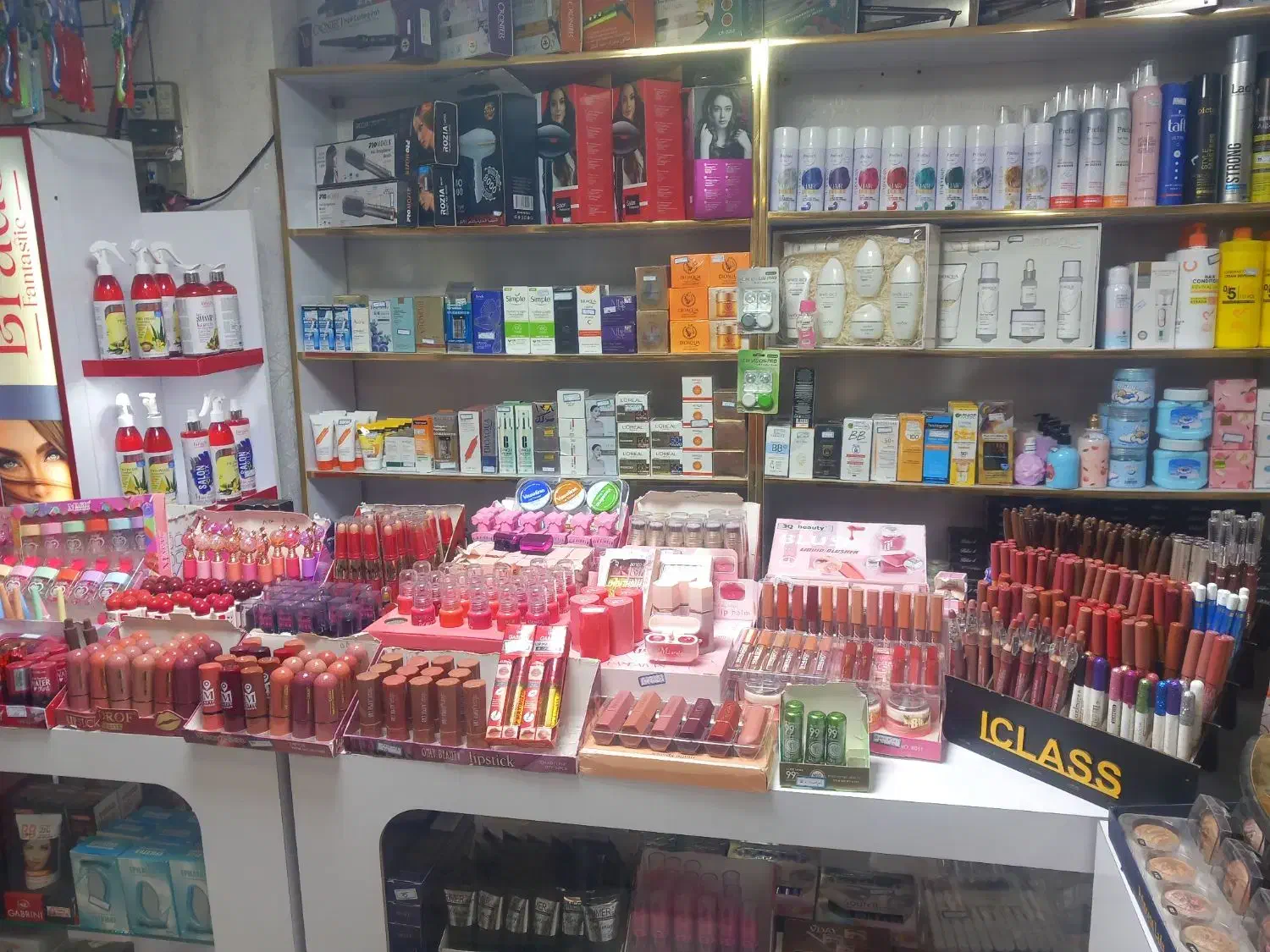 واگذاری مغازه آرایشی و بهداشتی|فروشگاه و مغازه|سنندج, |دیوار