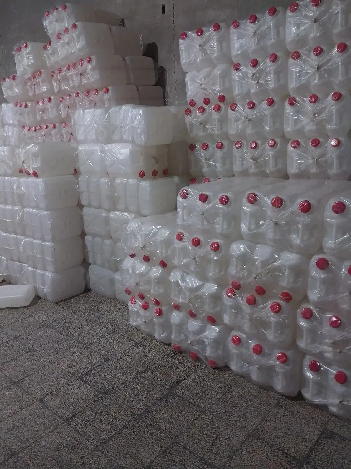 گالن|ظروف نگهدارنده، پلاستیکی، یک‌بارمصرف|بانه, |دیوار