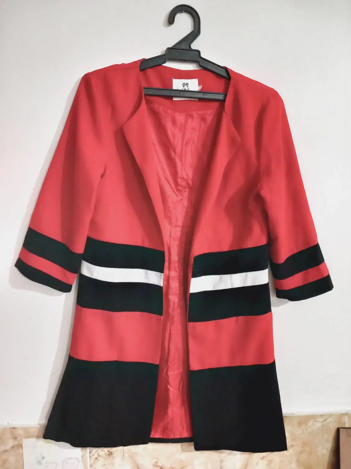 کت قرمز|لباس|قوچان, |دیوار