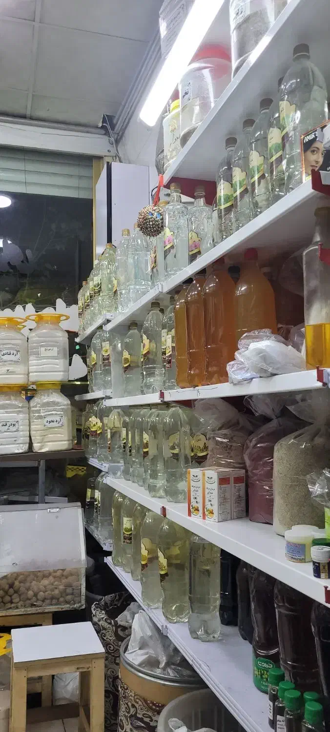 به یک خانم فروشنده  در عطاری نیازمندیم.|استخدام بازاریابی و فروش|تبریز, |دیوار