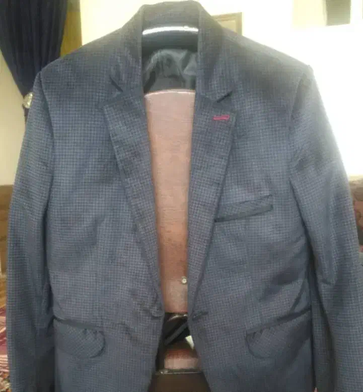 کت شلوار وکت تک|لباس|شیراز, تندگویان|دیوار