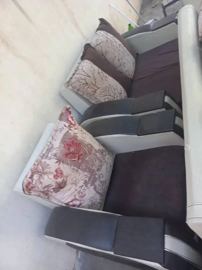 مبل راحتی|مبلمان خانگی و میز عسلی|خمینی‌شهر, |دیوار