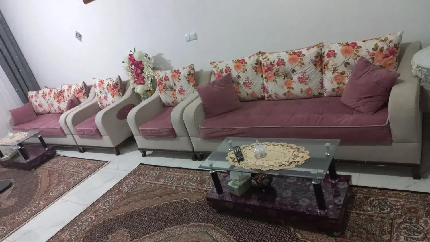 مبل ۸نفره درحد نو|مبلمان خانگی و میز عسلی|خوی, |دیوار