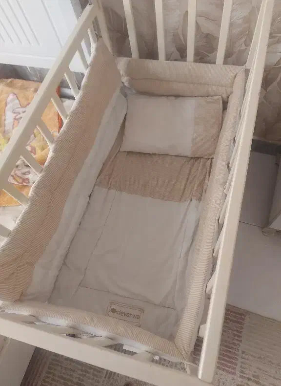 تخت نوزادی|تخت و صندلی بچه|پاکدشت, پاکدشت (مامازند)|دیوار