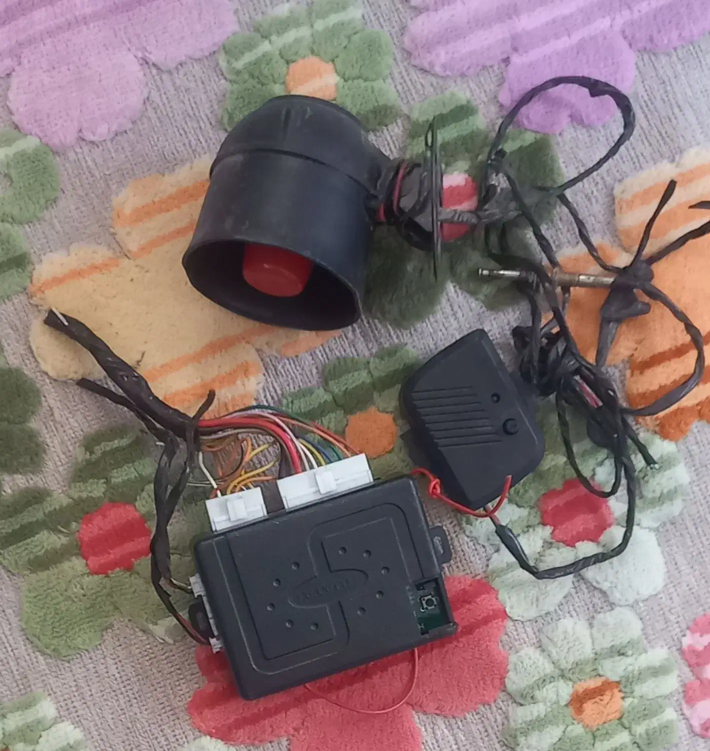 دزدگیر خودرو|قطعات یدکی و لوازم جانبی|تبریز, |دیوار