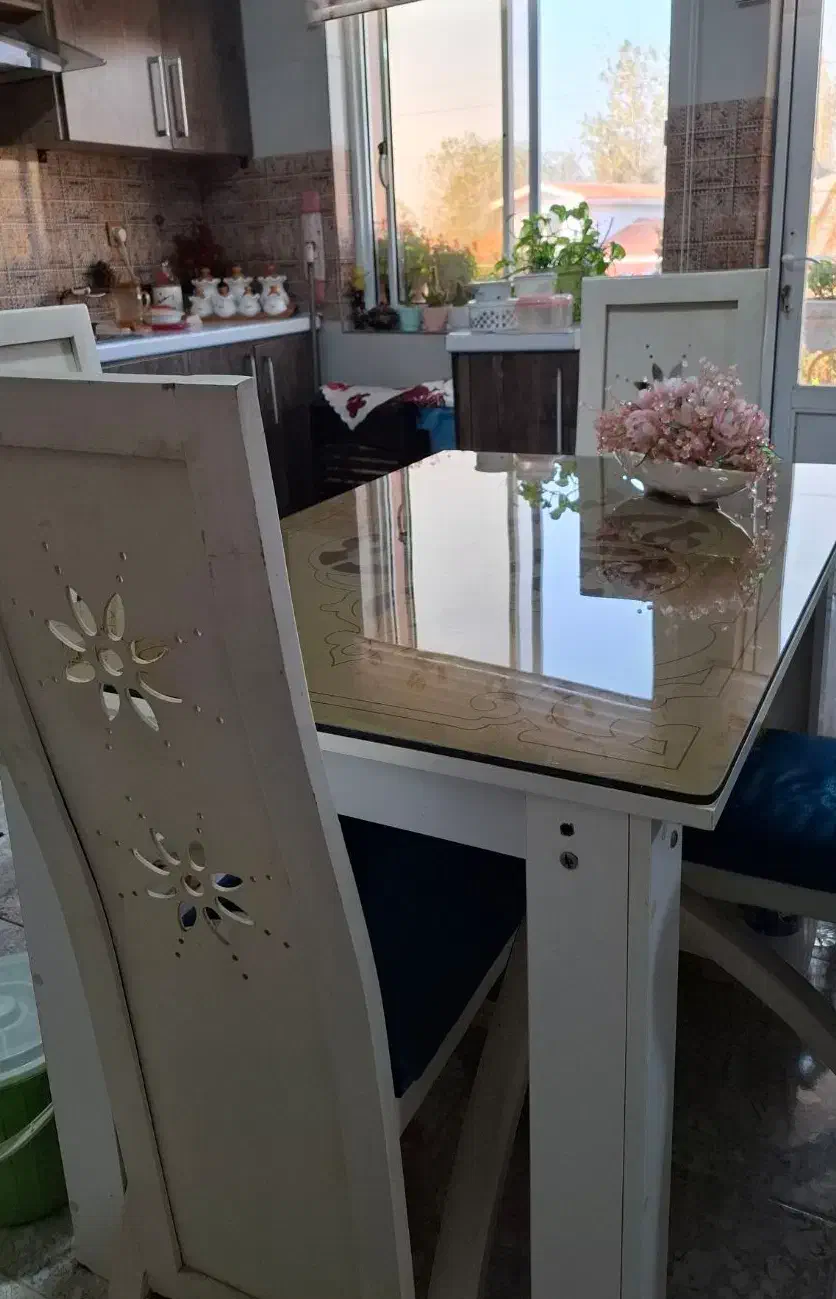 میزناهارخوری عالی|میز و صندلی غذاخوری|لاهیجان, طالقانی|دیوار