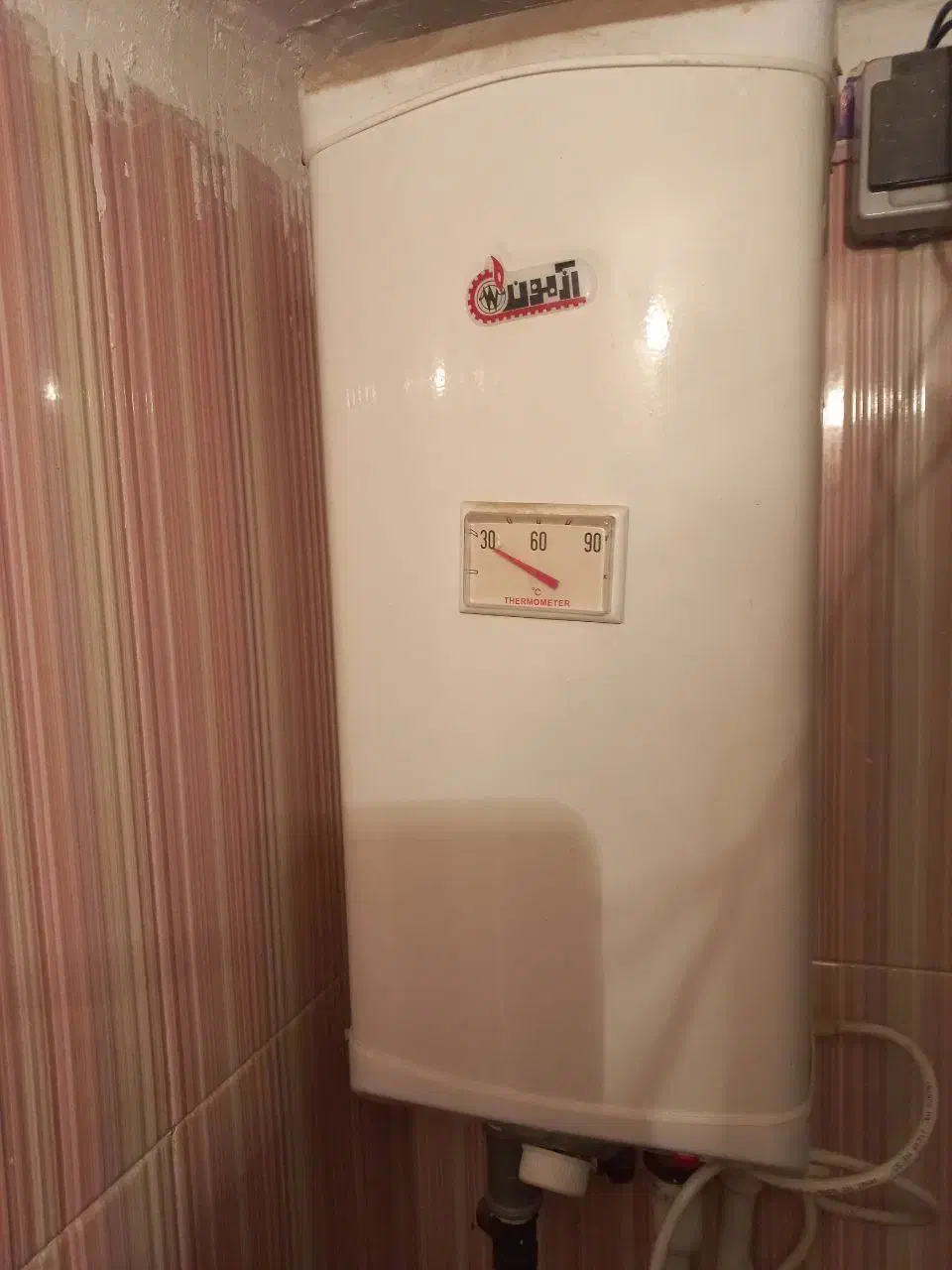 ابگرم کن دیواری درحد نو|آبگرمکن، پکیج، شوفاژ|شاهرود, |دیوار