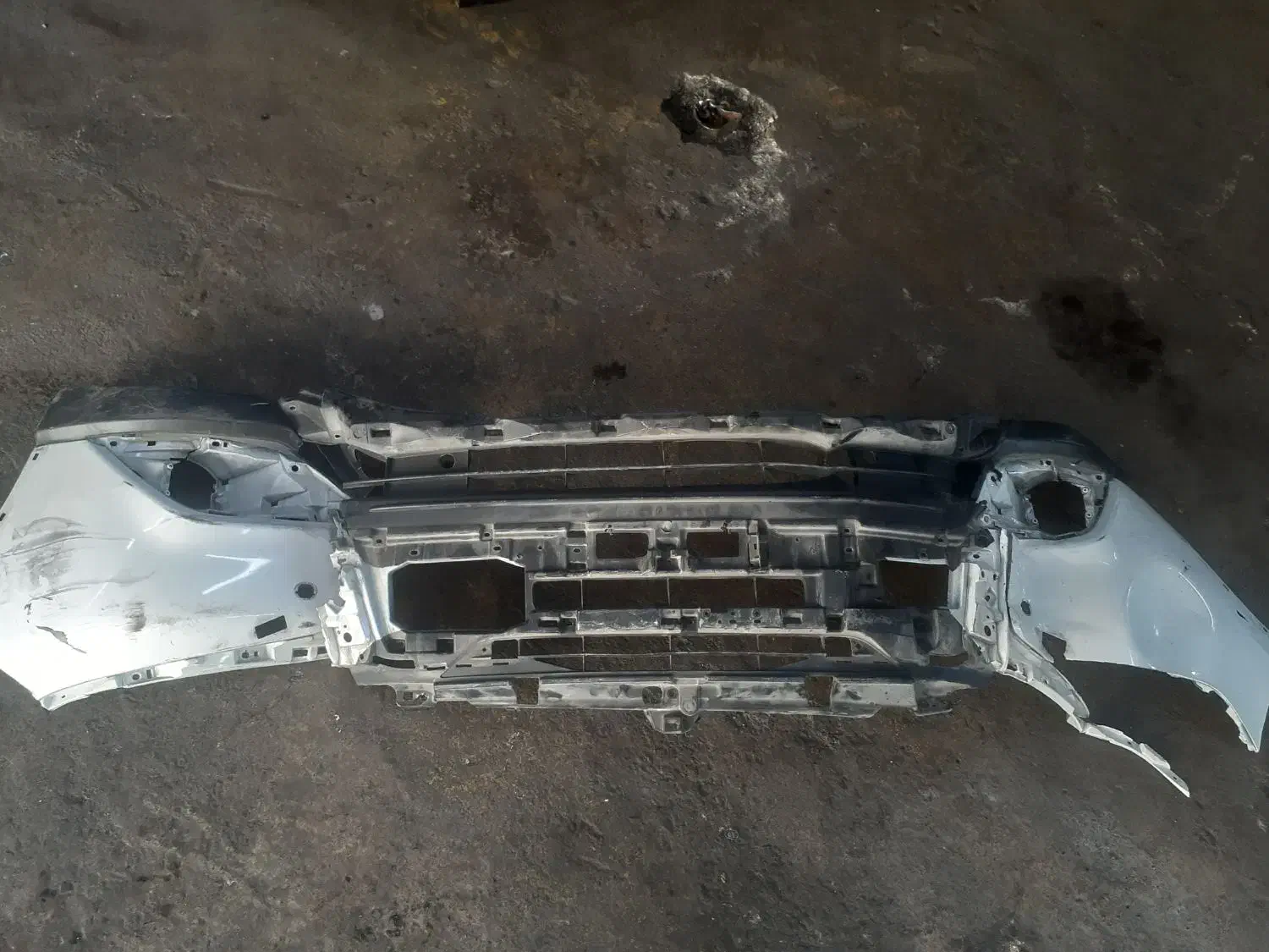 داغی سپر جلو متسوبیشی اوتلندر وعقب ASX|قطعات یدکی و لوازم جانبی|تهران, جوانمردان (اندیشه)|دیوار