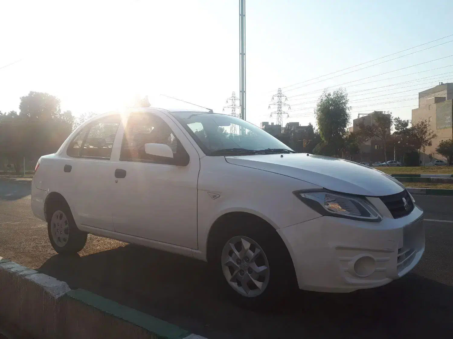 ساینا مدل۱۴۰۰|خودرو سواری و وانت|قرچک, باقرآباد|دیوار