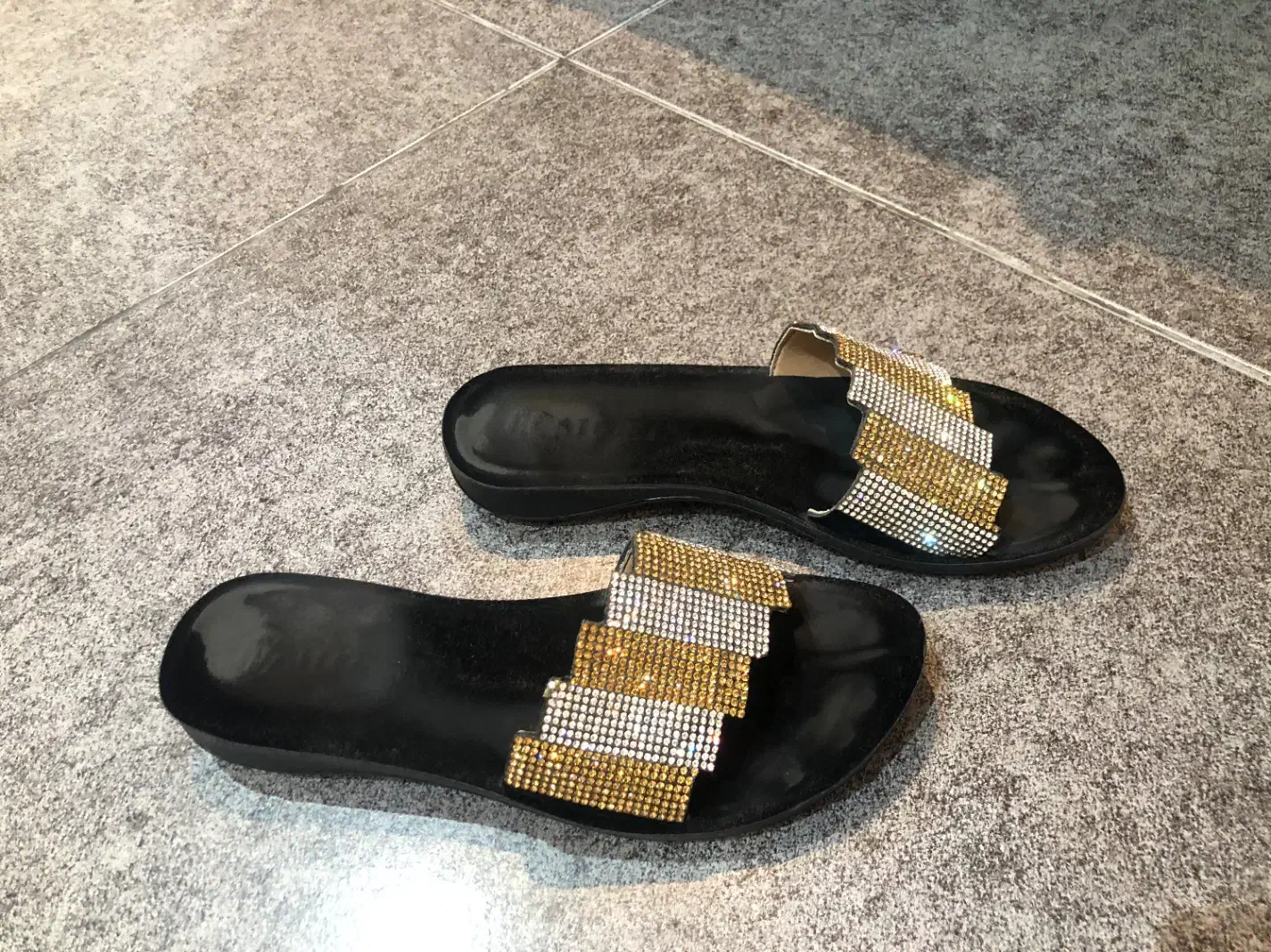 صندل زنانه|کیف، کفش، کمربند|رشت, توشیبا|دیوار