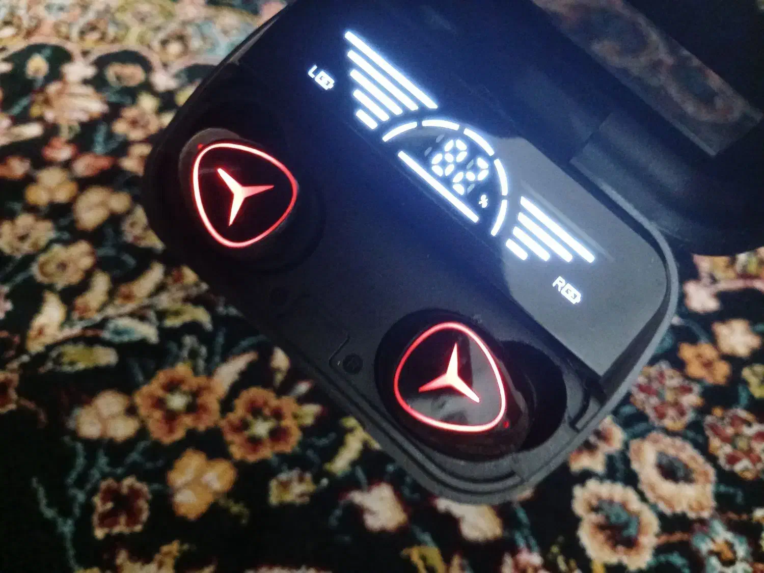 ایر پاد به همراه هدیه|لوازم جانبی موبایل و تبلت|تبریز, |دیوار