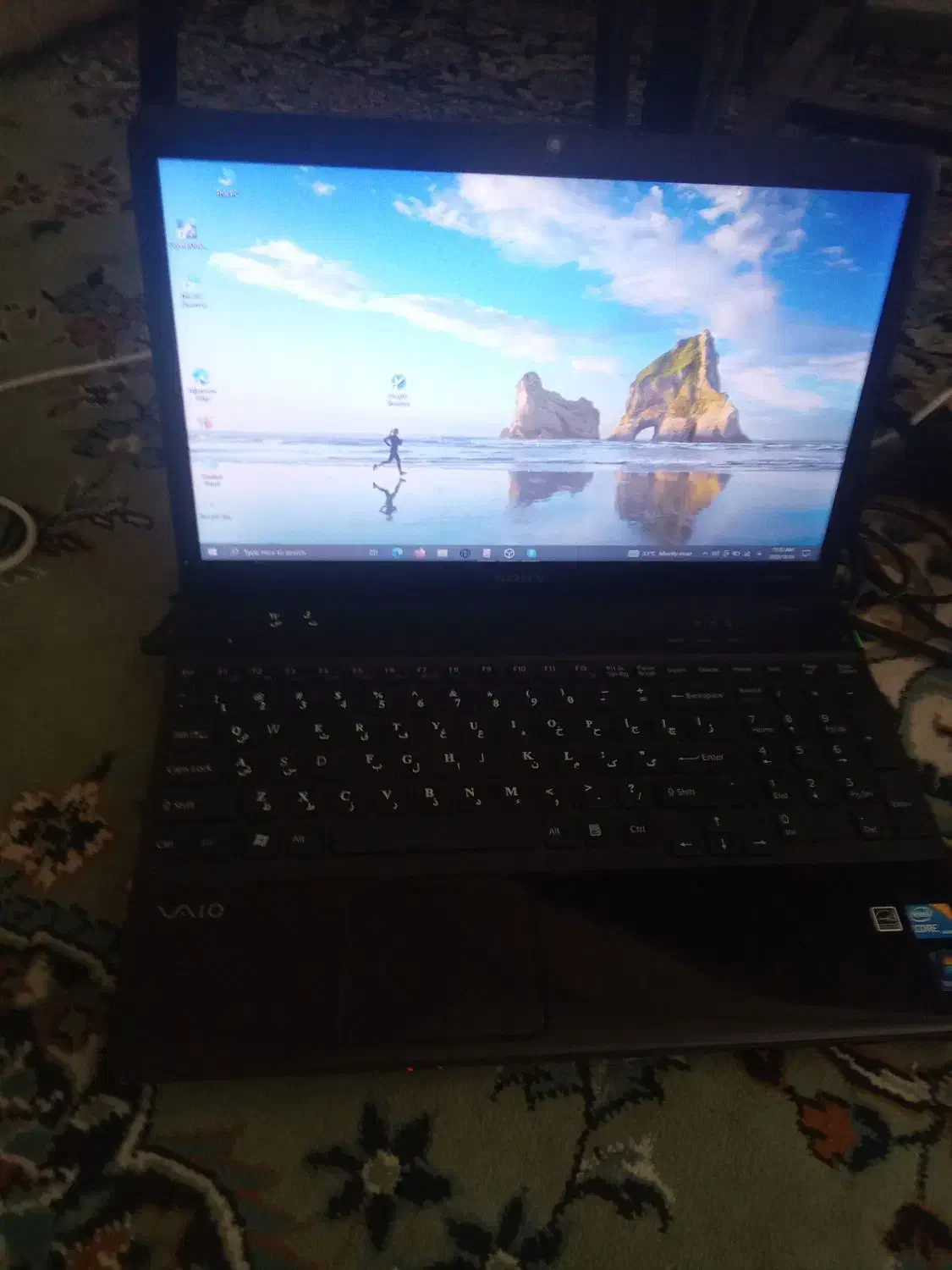 لب تاب|رایانه همراه|شیراز, فرهنگ شهر|دیوار